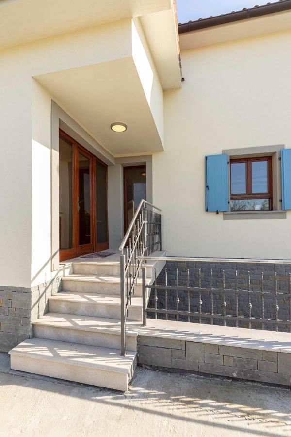 Apartma Koper Pobegi Extérieur photo