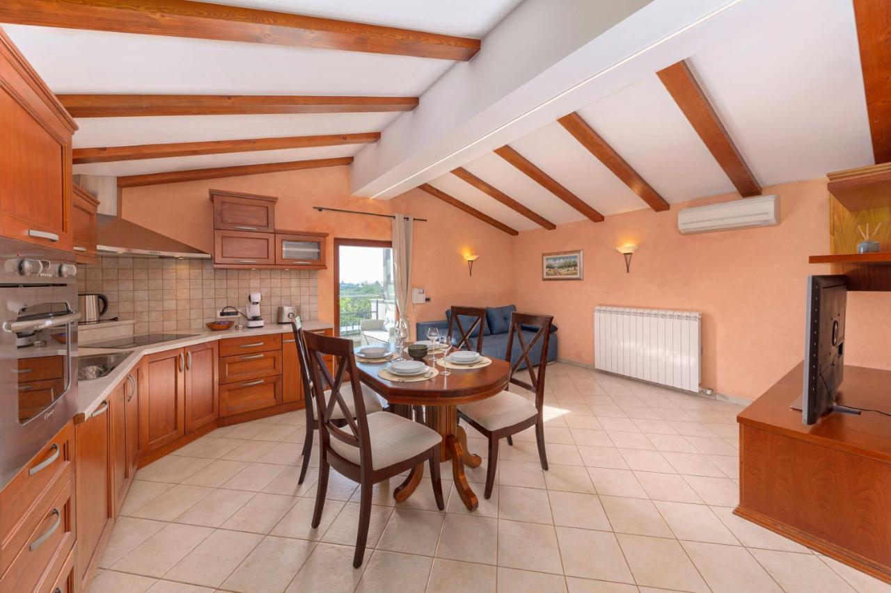 Apartma Koper Pobegi Extérieur photo