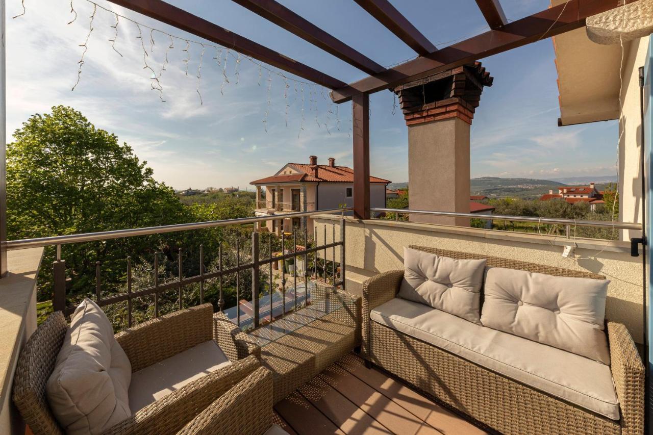 Apartma Koper Pobegi Extérieur photo