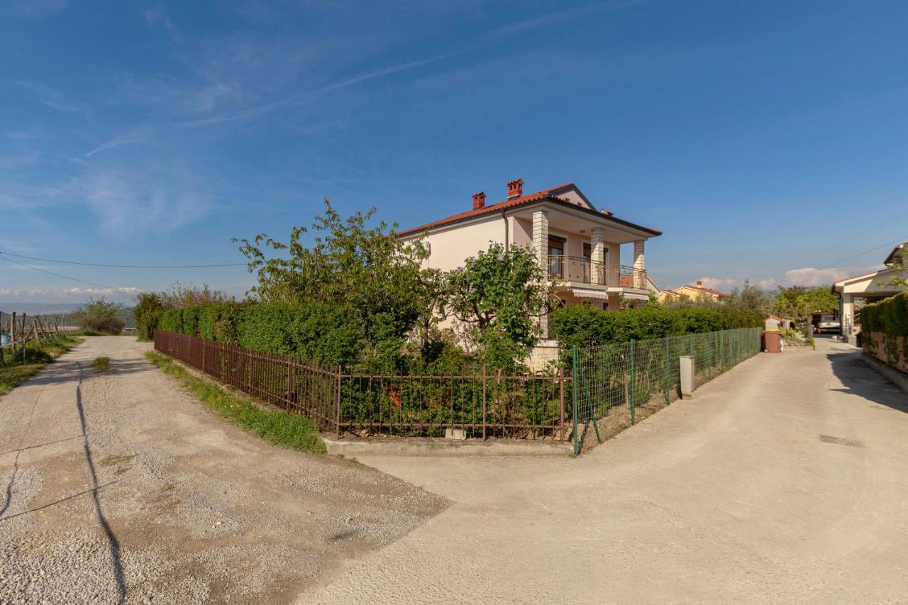 Apartma Koper Pobegi Extérieur photo
